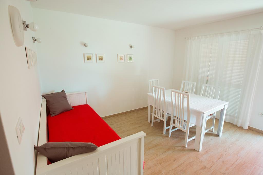 Apartments Irina Ičići Extérieur photo