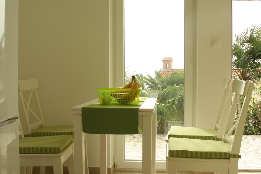 Apartments Irina Ičići Extérieur photo